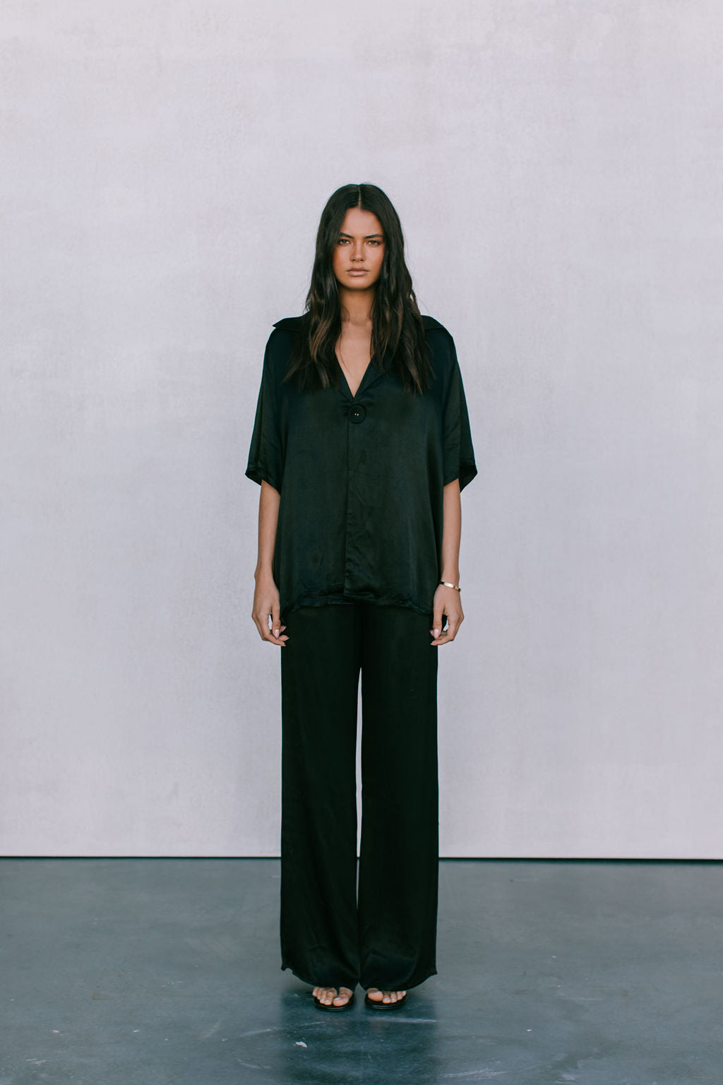 Eve Relaxed Pants - Black Satin