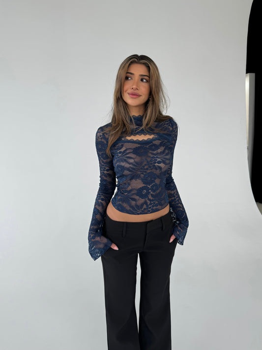 Cut lace top - black