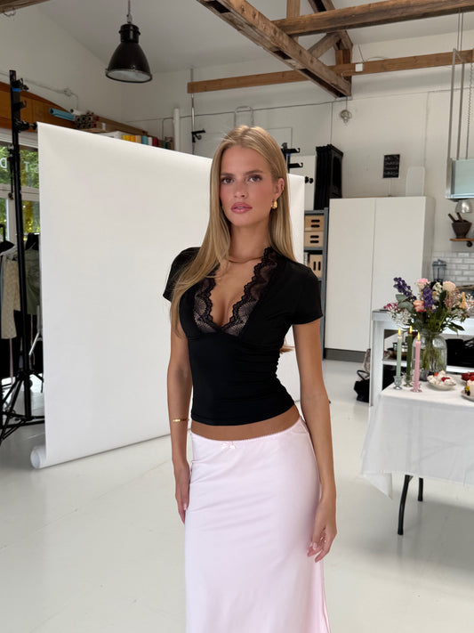 Lucia basic lace tee - black