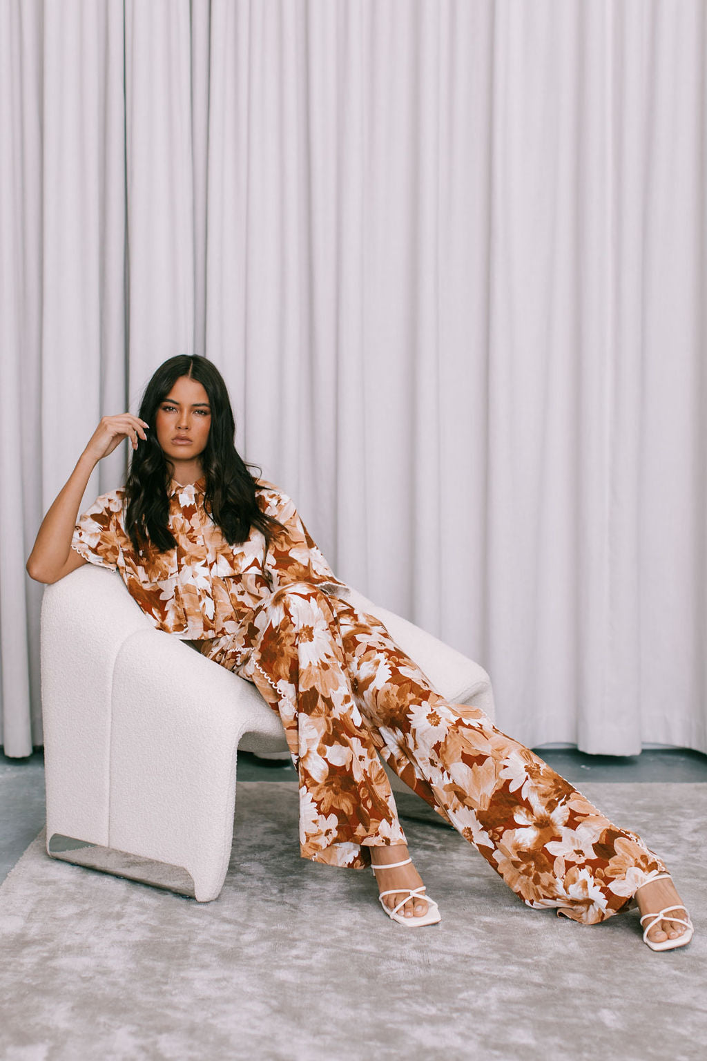 Esimio Cropped Shirt - Rust Floral Print