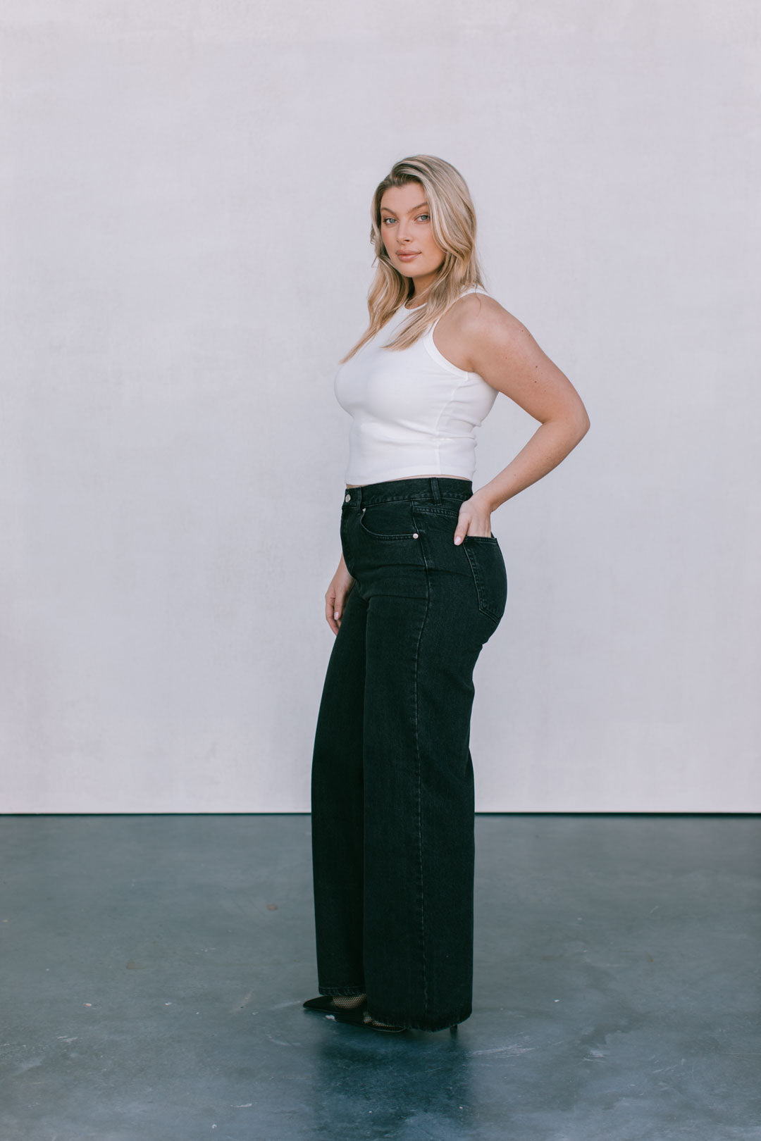 Carissa Wide Leg Jeans - Washed Black