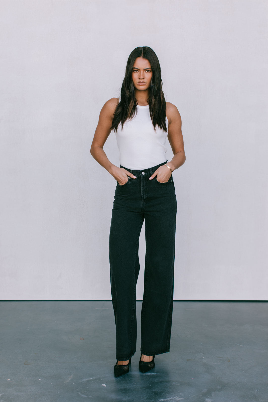 Carissa Wide Leg Jeans - Washed Black