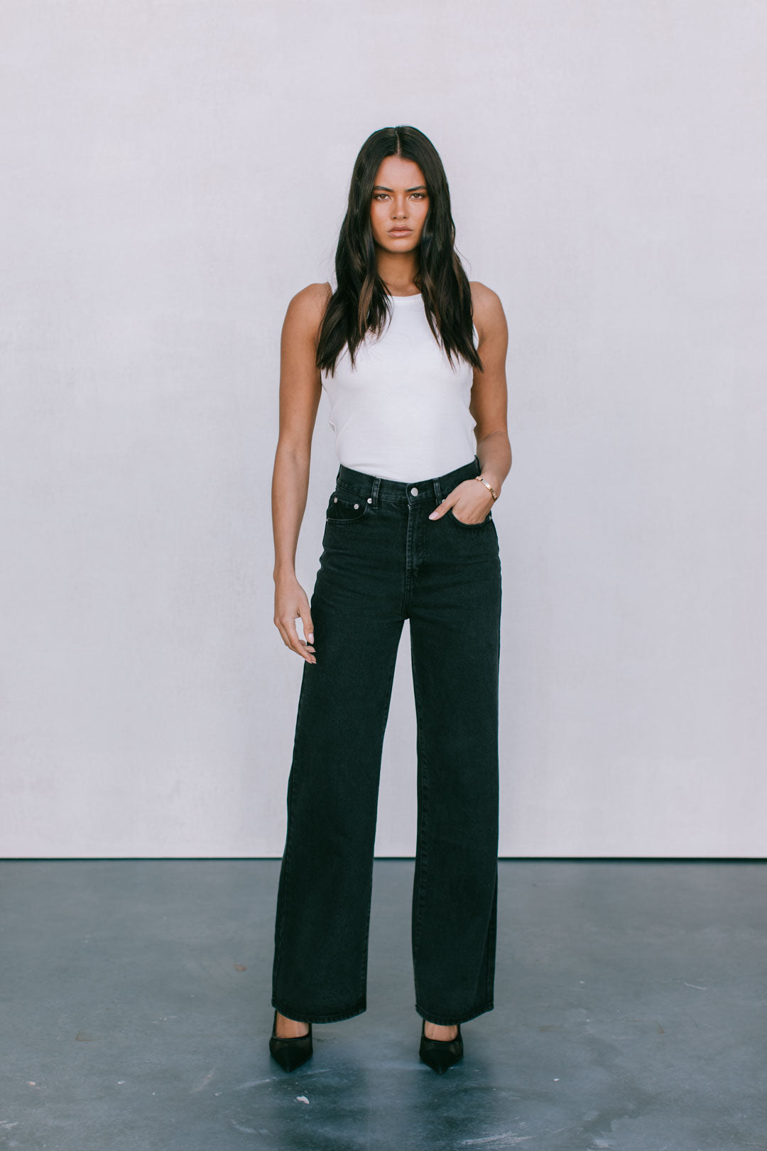 Carissa Wide Leg Jeans - Washed Black