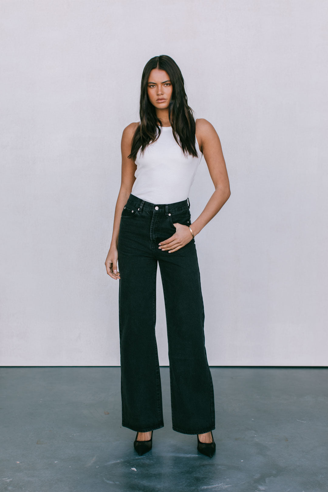 Carissa Wide Leg Jeans - Washed Black
