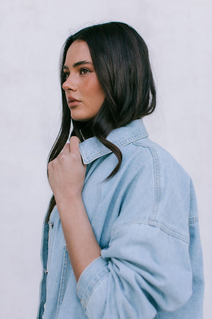 Ilou Denim Shirt - Light Wash Blue