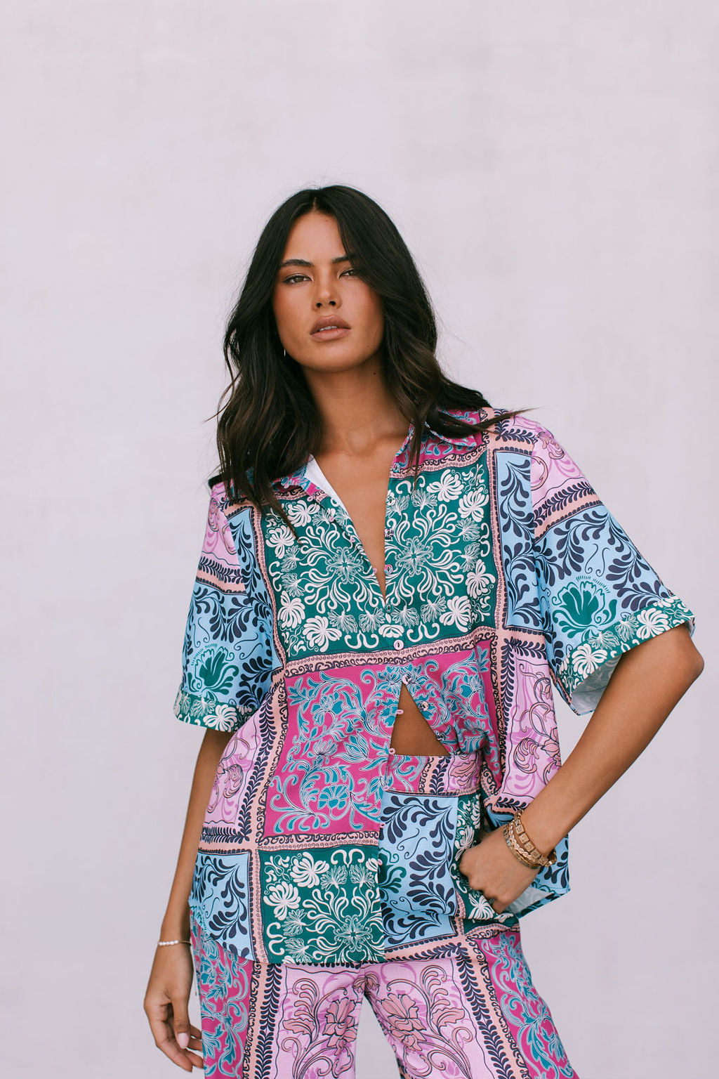 Loren Shirt - Paisley Tile Print