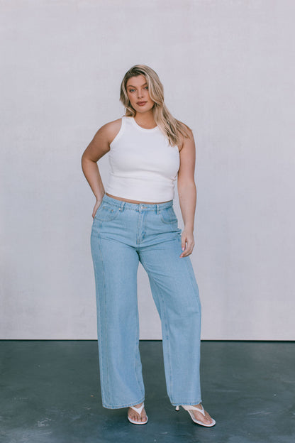 Janey Wide Leg Jeans - Light Wash Blue