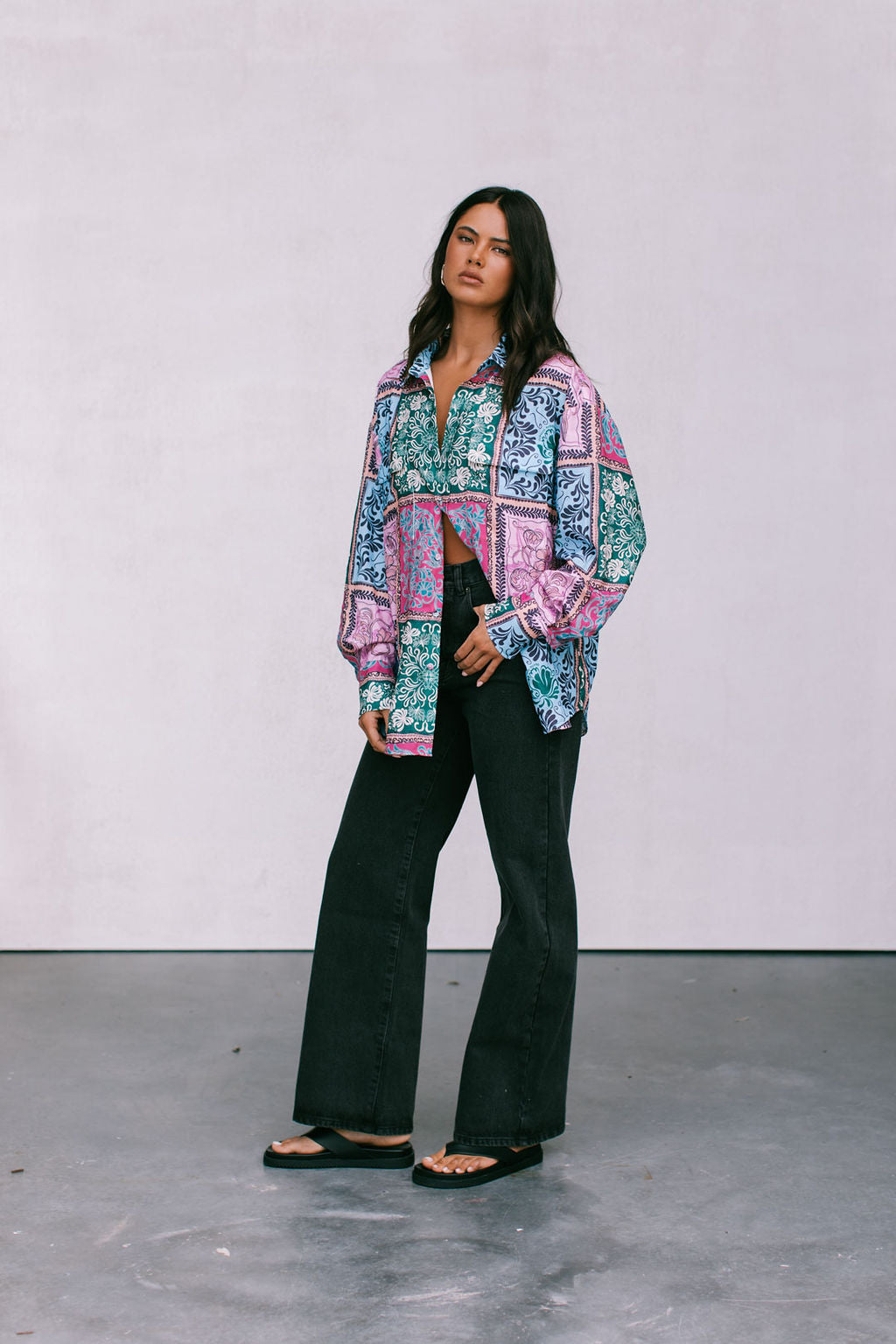 Sylvia Oversized Shirt - Paisley Tile Print