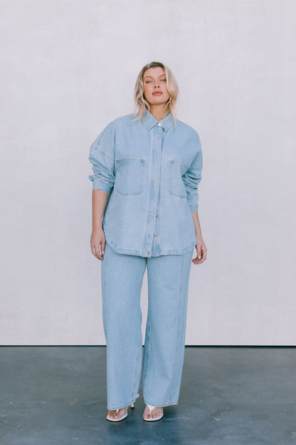 Janey Wide Leg Jeans - Light Wash Blue
