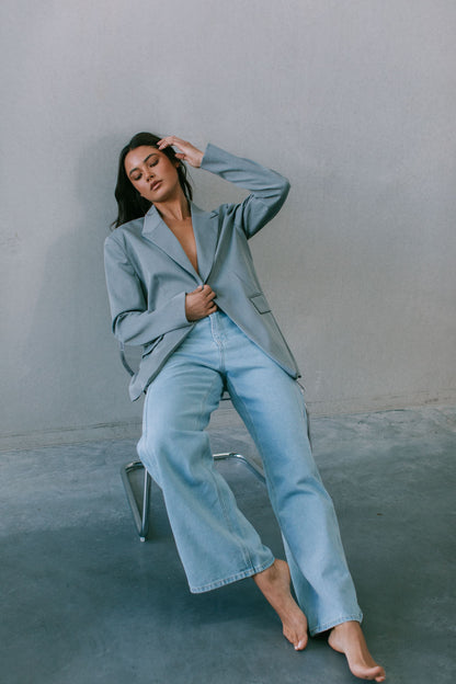 Janey Wide Leg Jeans - Light Wash Blue