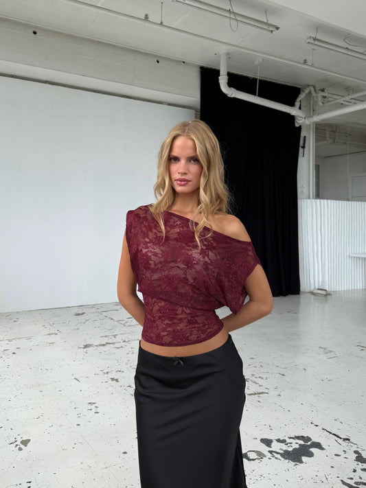 Iris lace top - burgundy