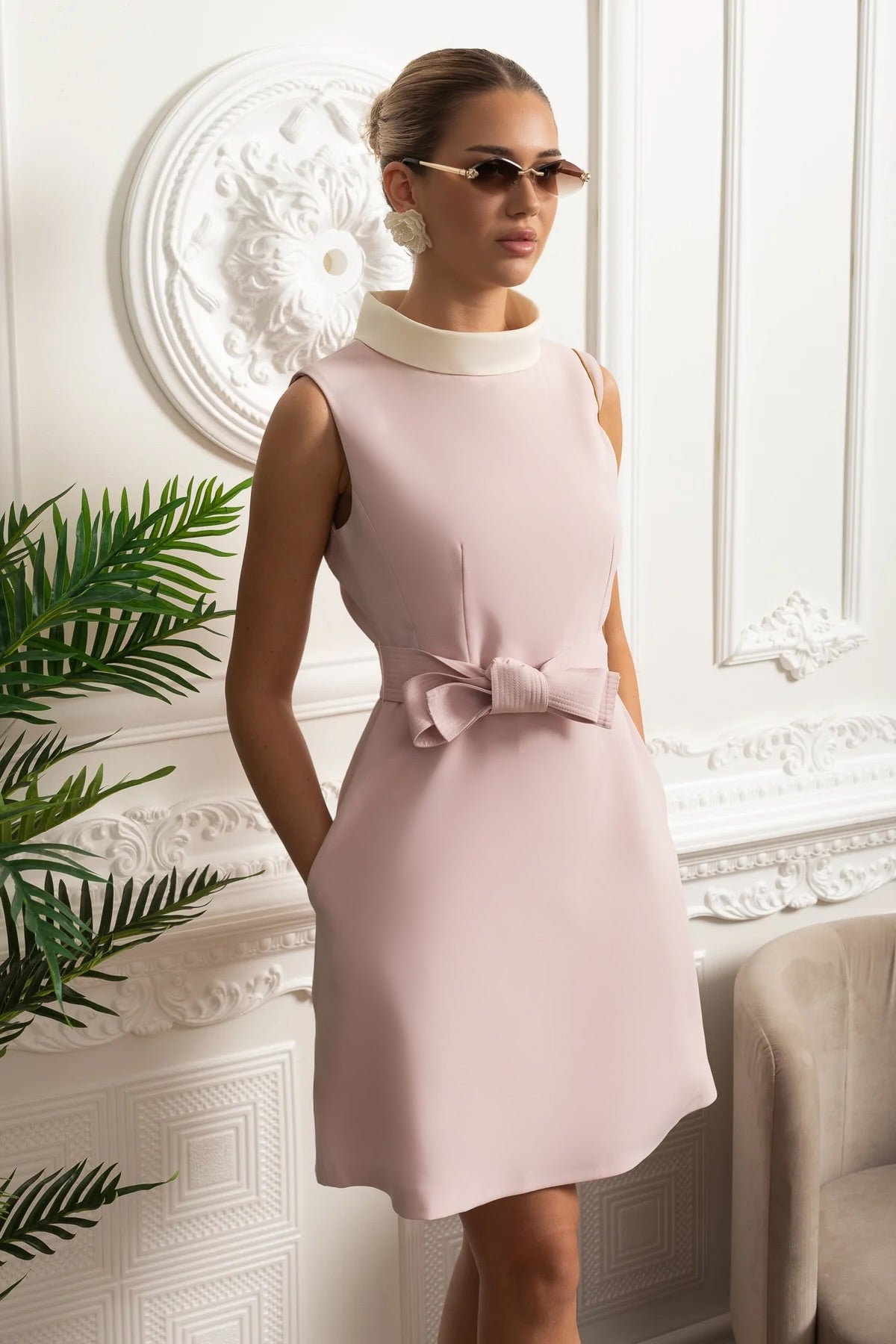 Contrasting Mini Dress - Pink