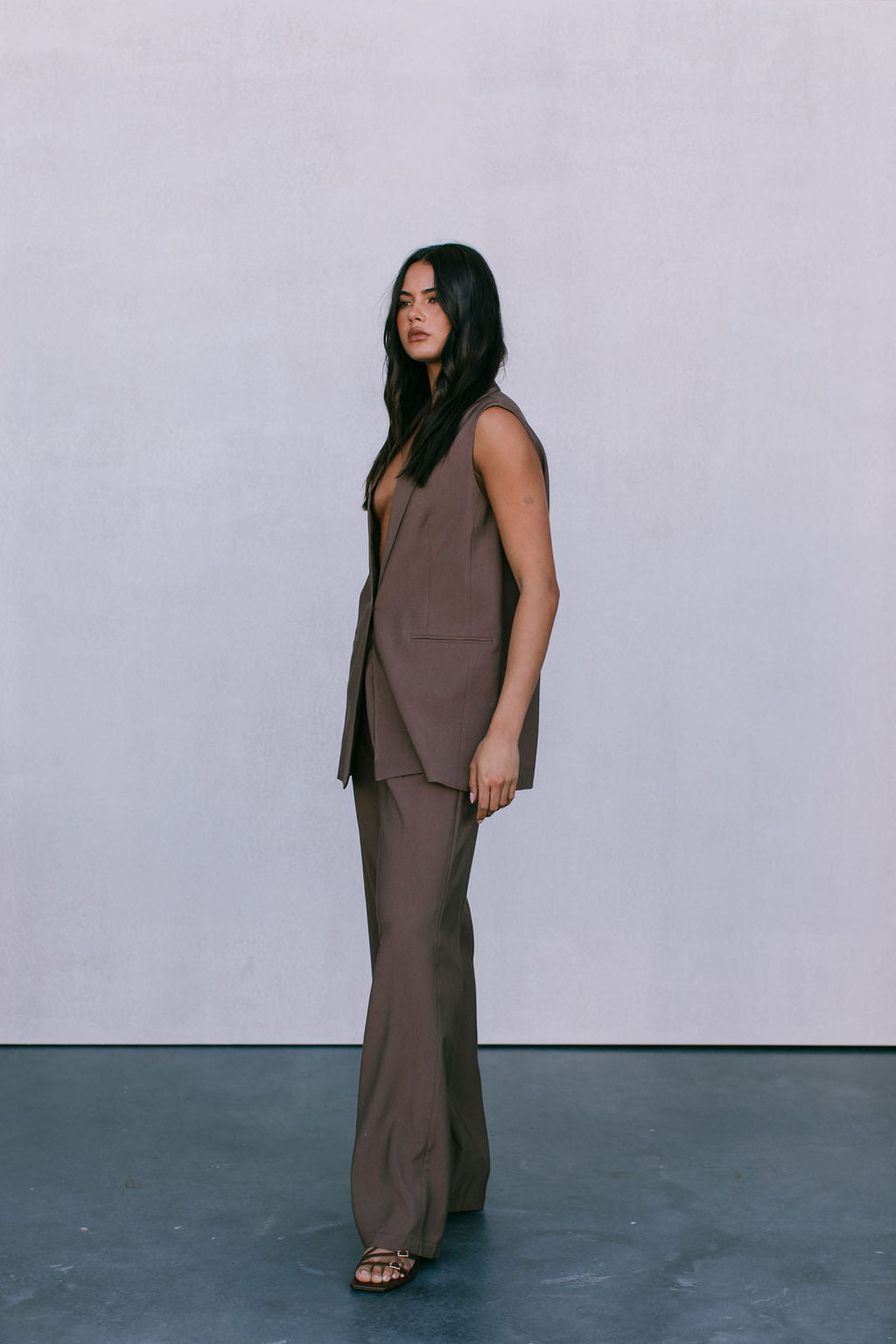 Uerella Tailored Vest - Chocolate Brown