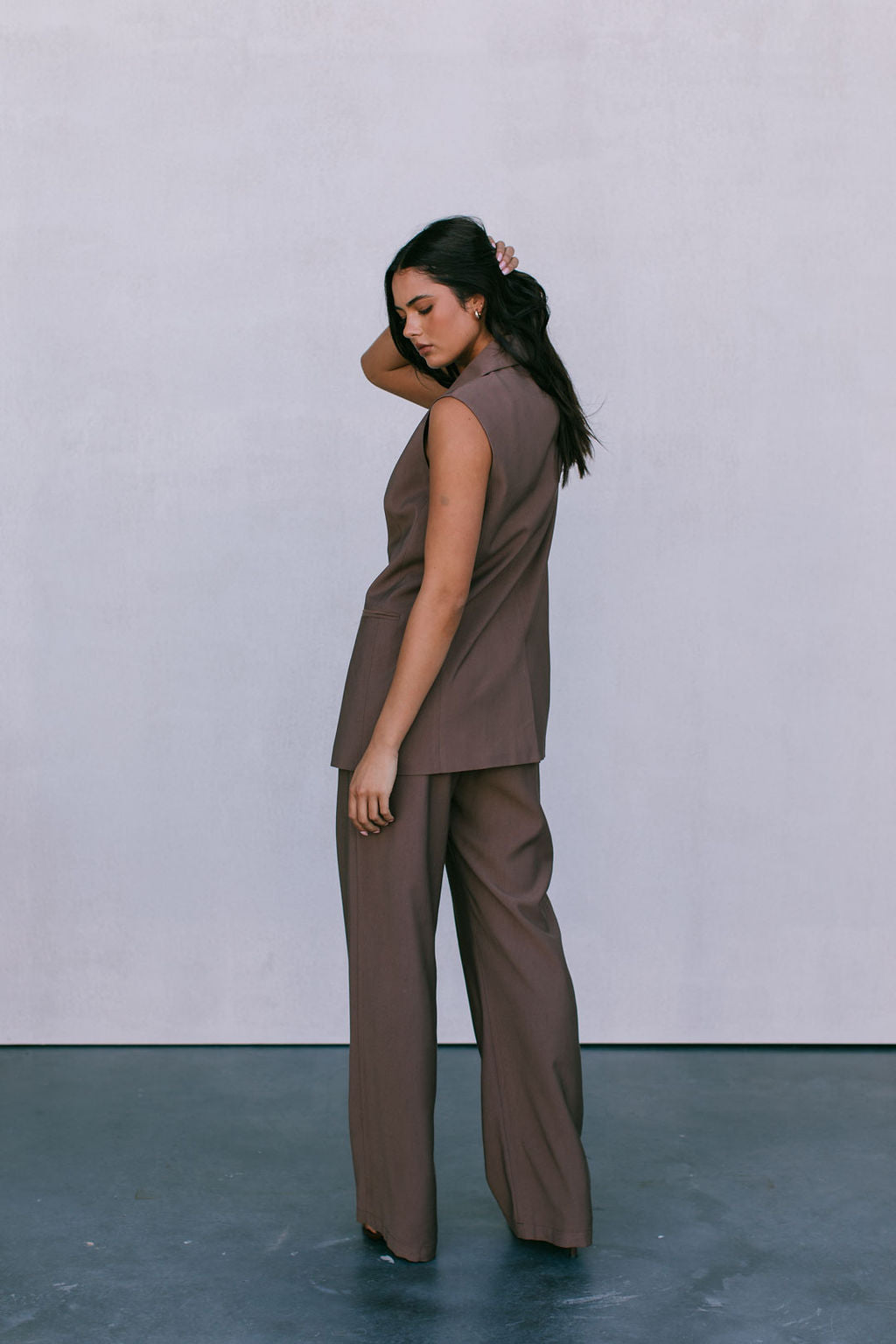 Uerella Tailored Vest - Chocolate Brown