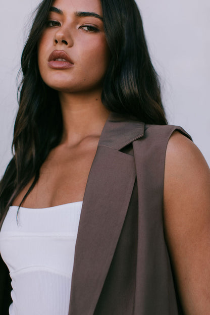 Uerella Tailored Vest - Chocolate Brown