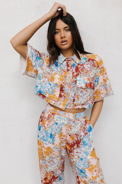 Esimio Cropped Shirt - Bloom Floral Print