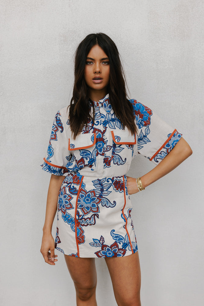 Aprire Mini Skirt - Cream/Blue Paisley Print