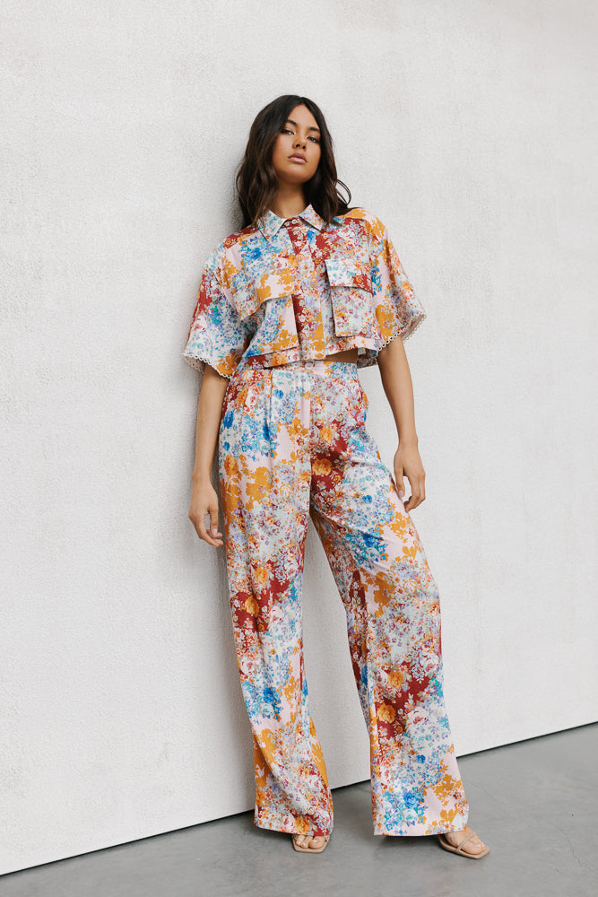 Esimio Cropped Shirt - Bloom Floral Print