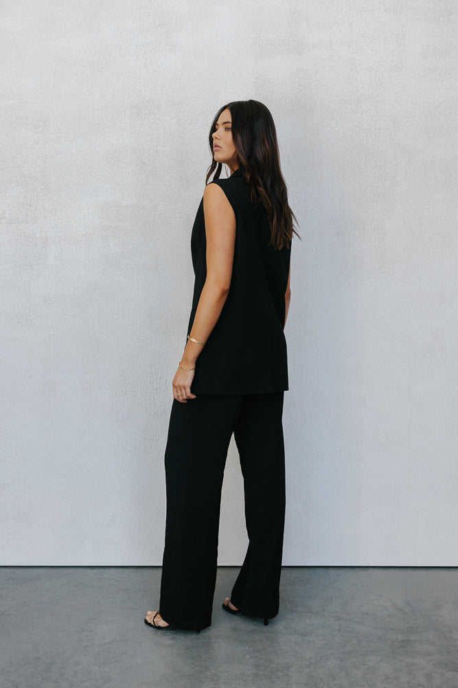 Uerella Tailored Vest - Black
