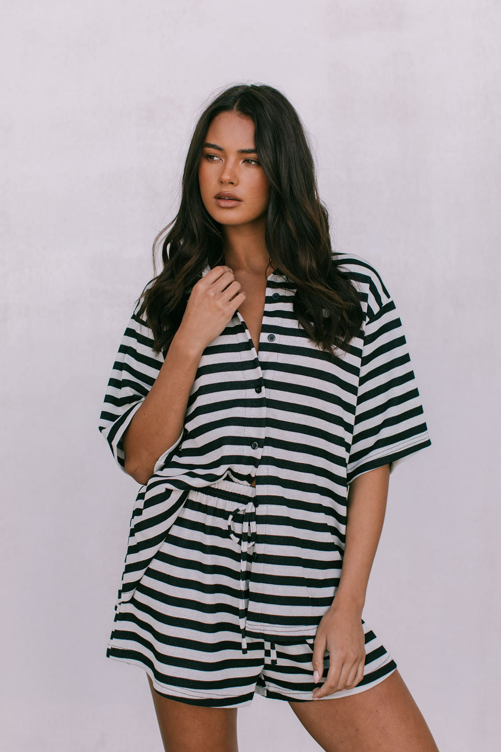 Quinlan Set - Black Stripe