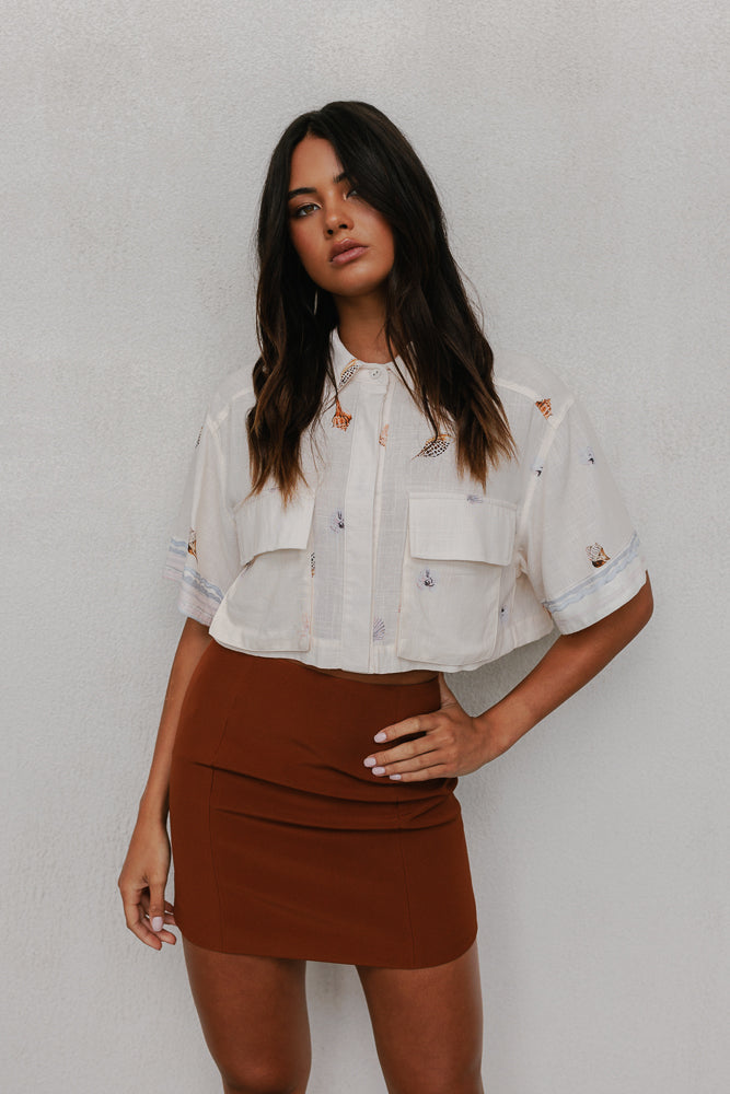 Esimio Cropped Shirt - Seashell Print/Watercolour Stripe