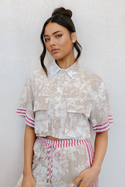 Esimio Cropped Shirt - Beige Floral/Red Stripe