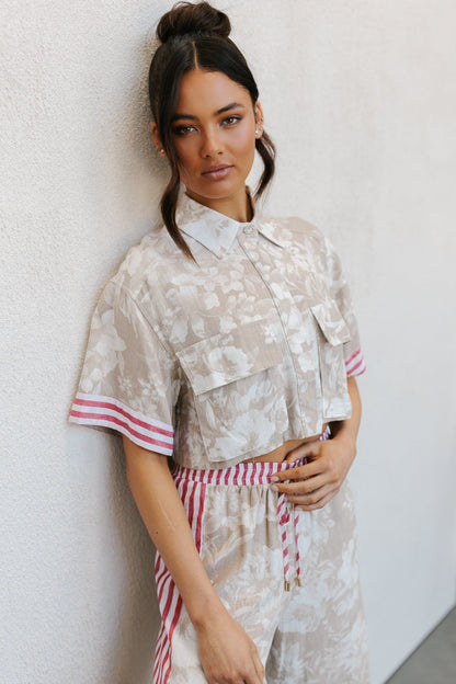 Esimio Cropped Shirt - Beige Floral/Red Stripe