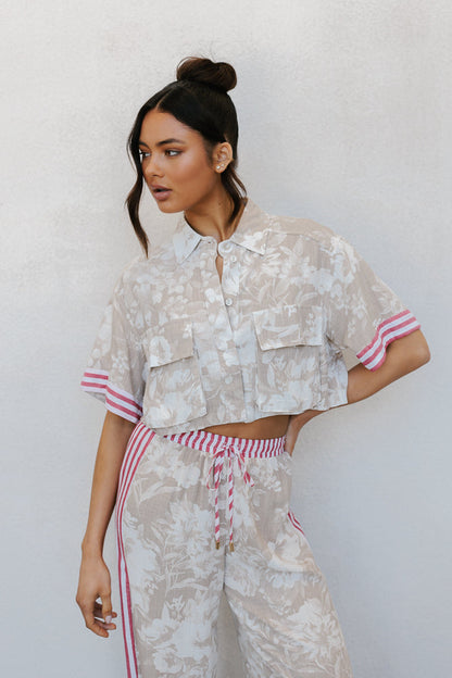Esimio Cropped Shirt - Beige Floral/Red Stripe